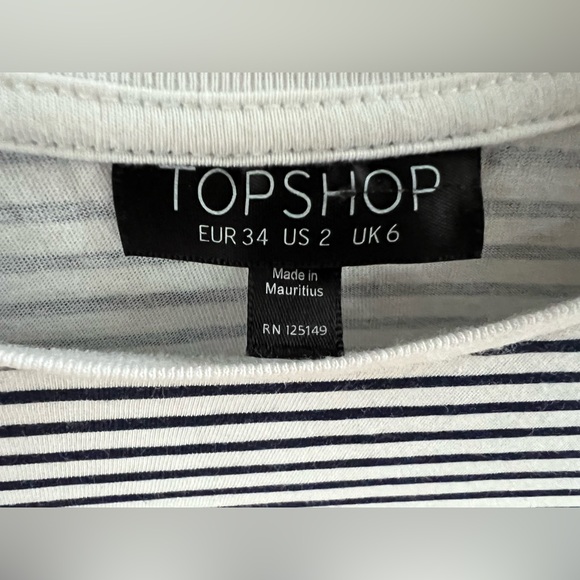 Topshop Cropped Striped Shirt with Floral Attachments | Size 2 or XS - Picture 5 of 11